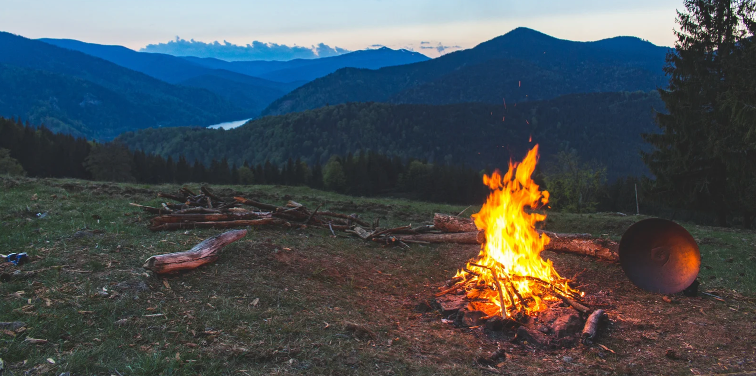 21 tips for staying warm: picture of a pot on fire